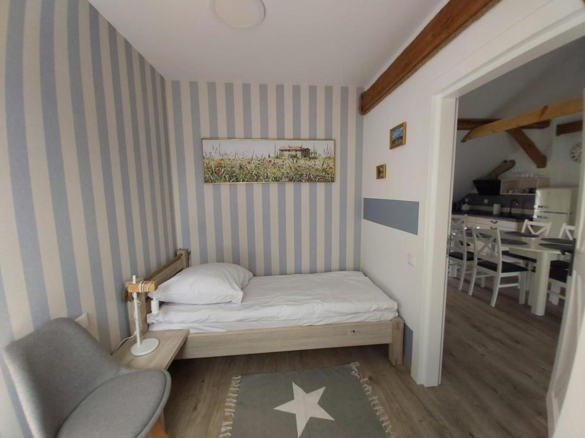 Sloneczny Port Bed & Breakfast Mikolajki  Exterior photo