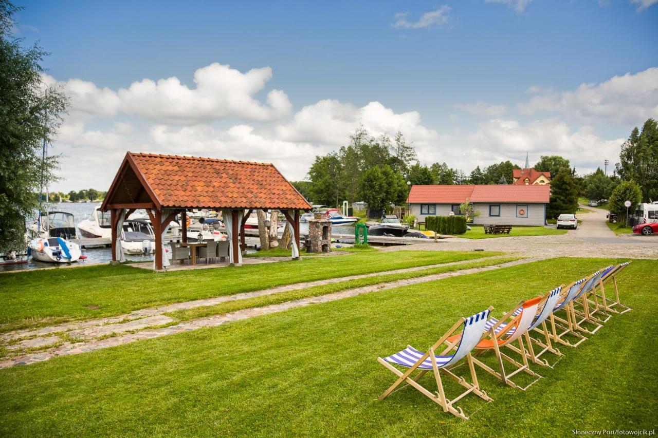 Sloneczny Port Bed & Breakfast Mikolajki  Exterior photo